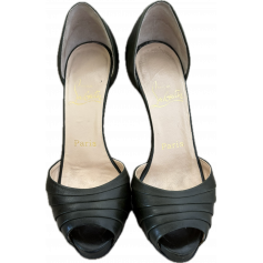 Escarpins Paulina Chrisitan Louboutin P35,5