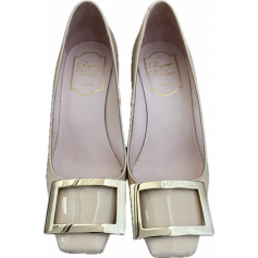 Belle Roger Vivier P35